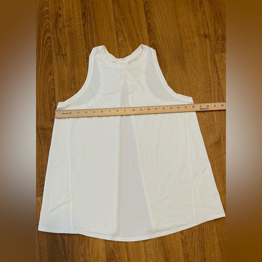 🔥lululemon Top🔥 - Picture 4 of 9
